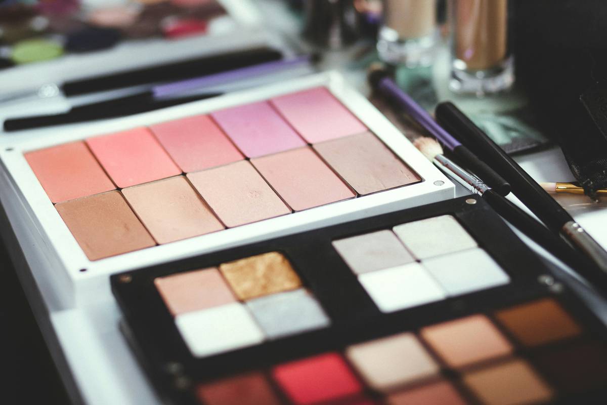 How to Achieve a Fresh Youthful Palette for Your Prom Night